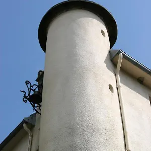 Castel 1904 Hotel Saint-Gervais-dʼAuvergne